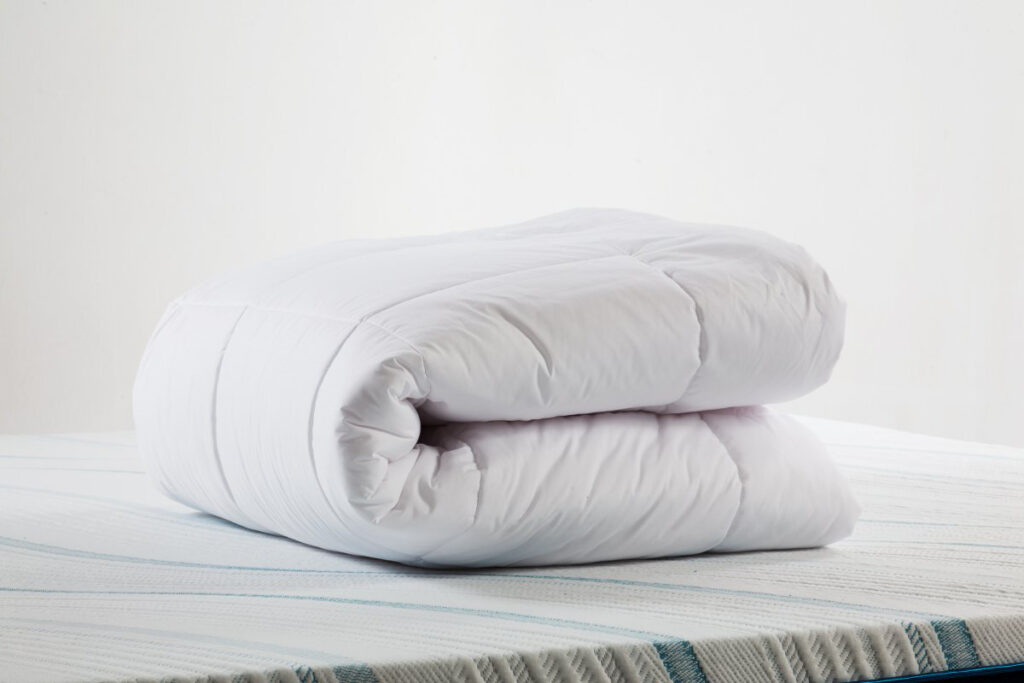 hotel collection luxury down alternative comforters,