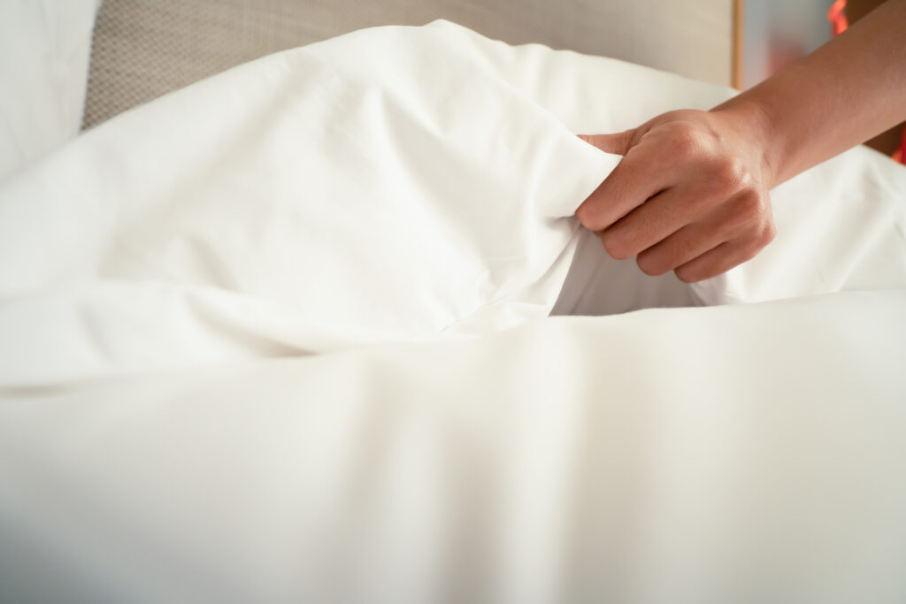 crisp hotel sheets