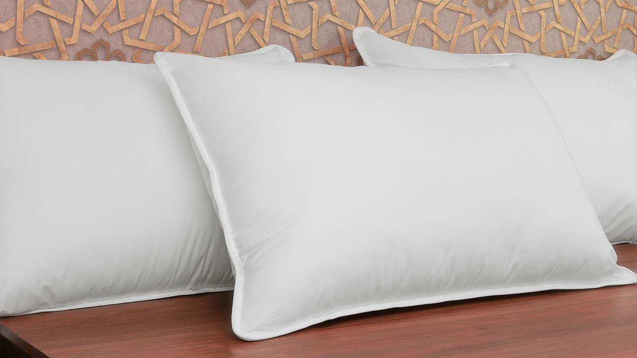 bulk hotel pillows