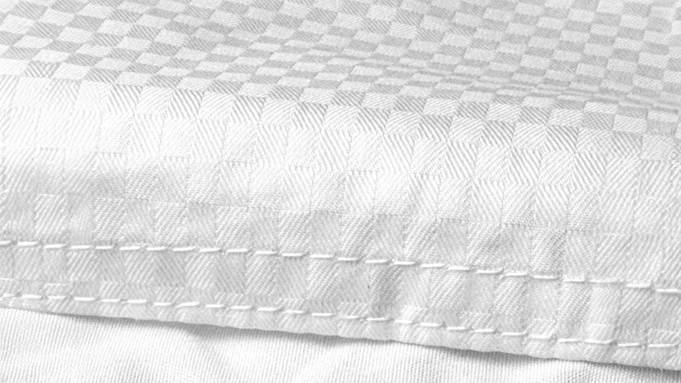 Checkered Duvet Cover stitching