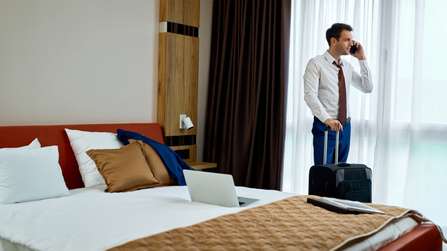 Hotel Bedding