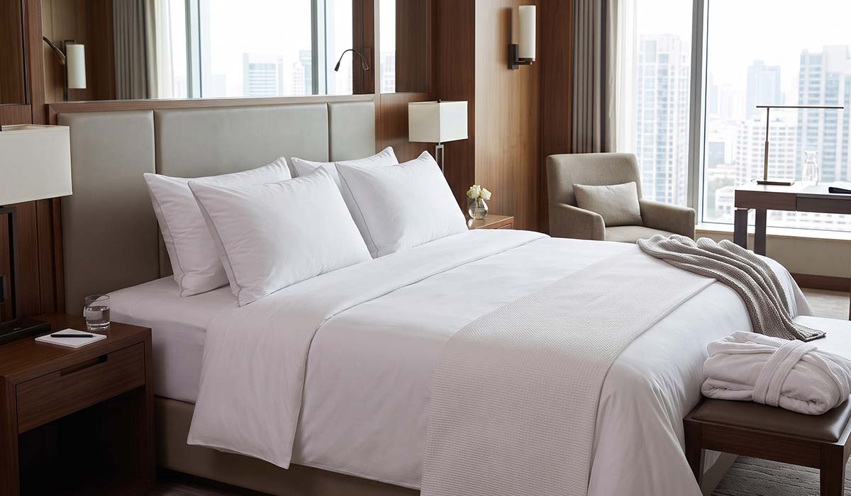 DZEE Textiles Hotel Pillow Collection