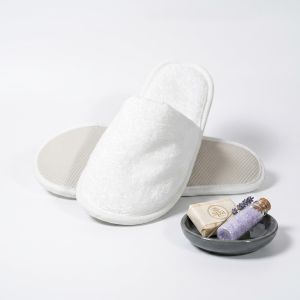 Closed Toe Spa Slippers 50 Pairs / Case